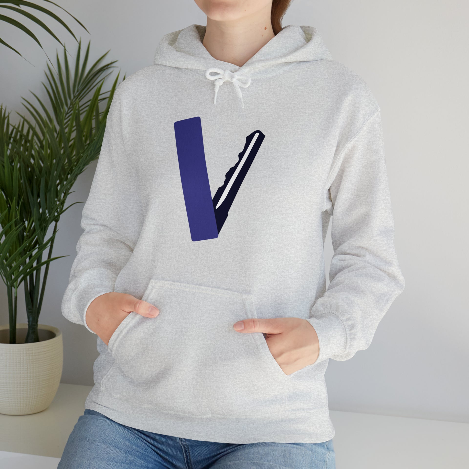 V Unisex Heavy Blend™ Hooded Sweatshirt