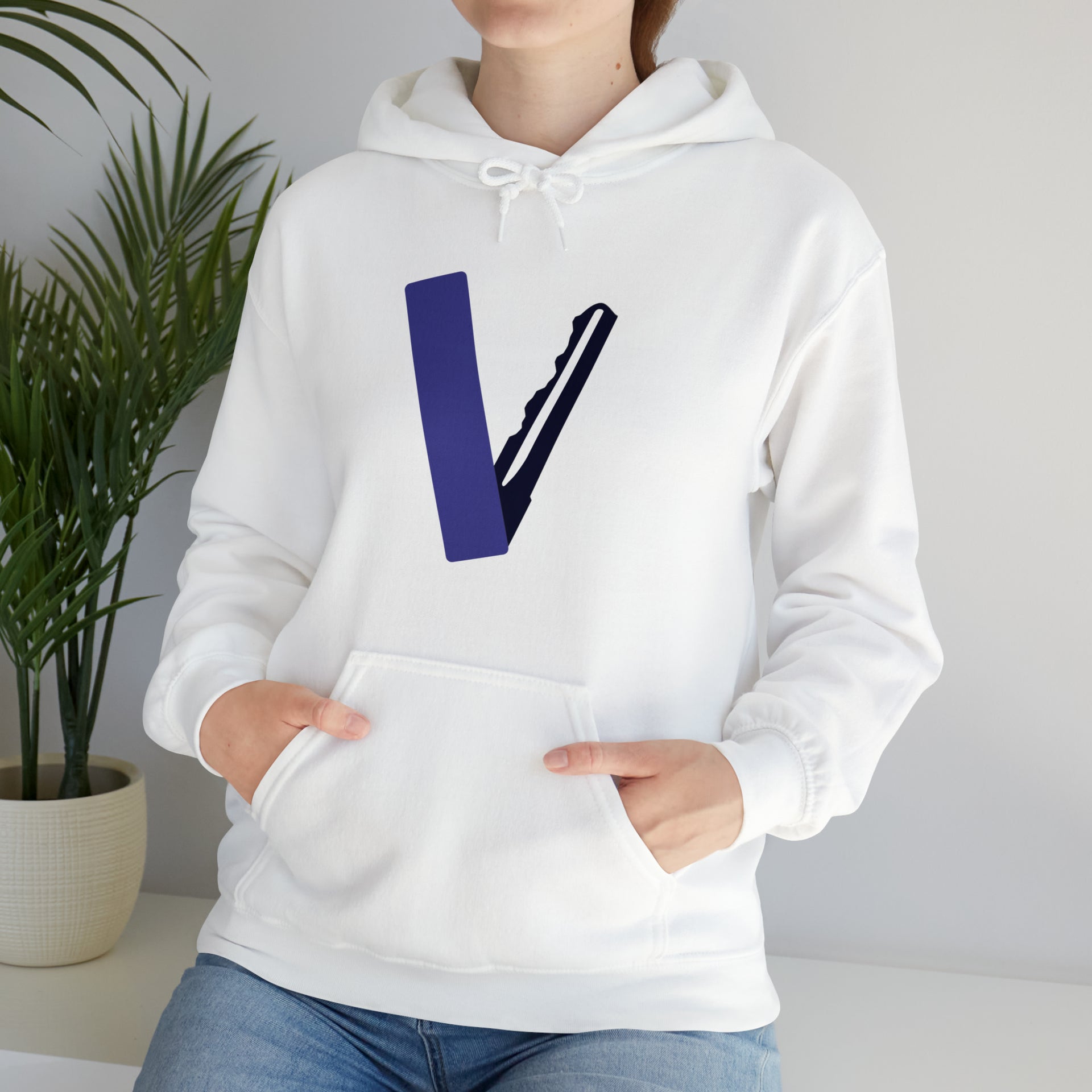 V Unisex Heavy Blend™ Hooded Sweatshirt